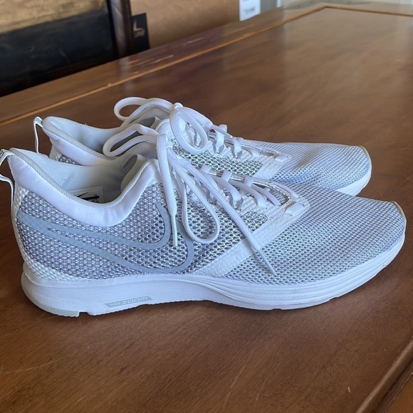Nike Zoom Strike Sneakers Size 9.5 - Picture 4 of 13